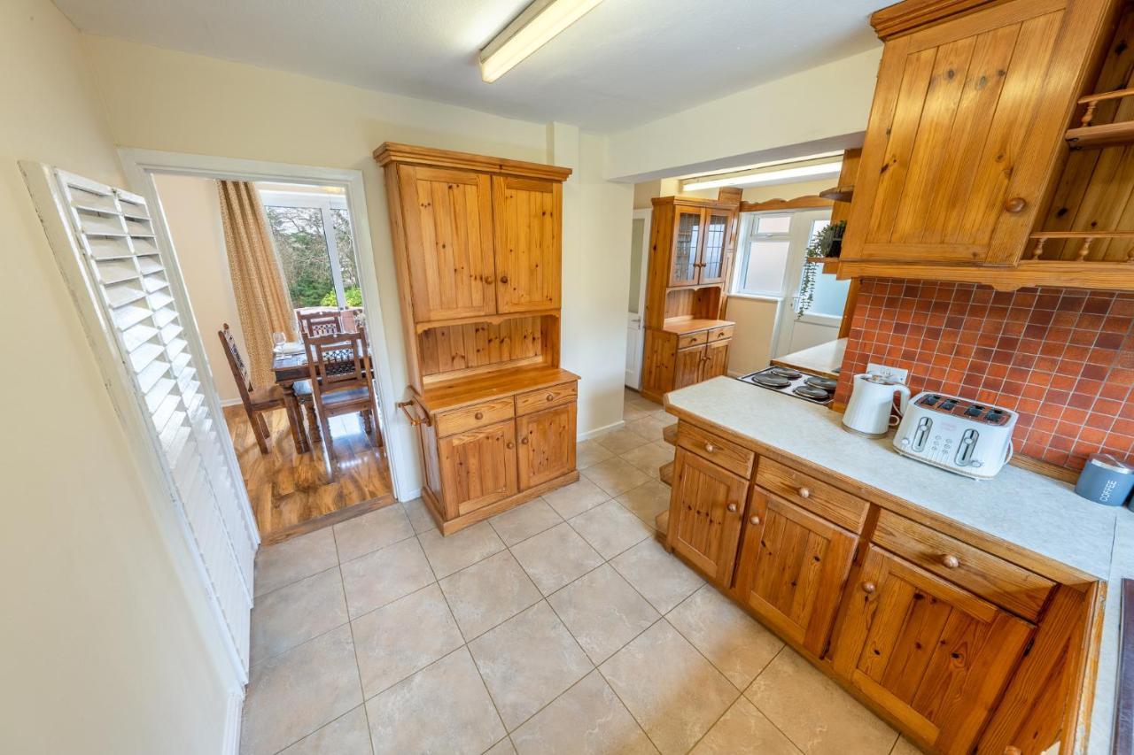 Pierocks Carver Entire House, Hot Tub & Wifi High Wycombe Exterior photo